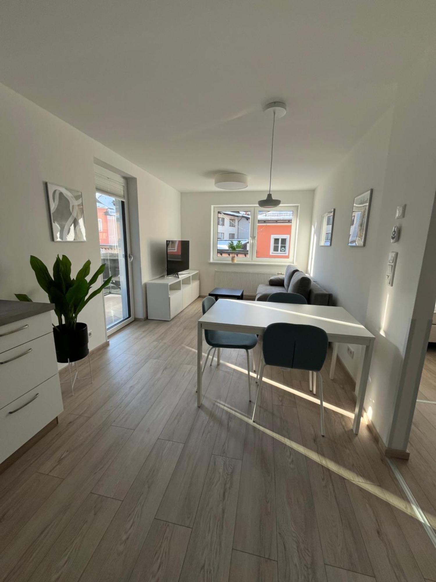 Living - Neue Stadtwohnung * Bischofshofen